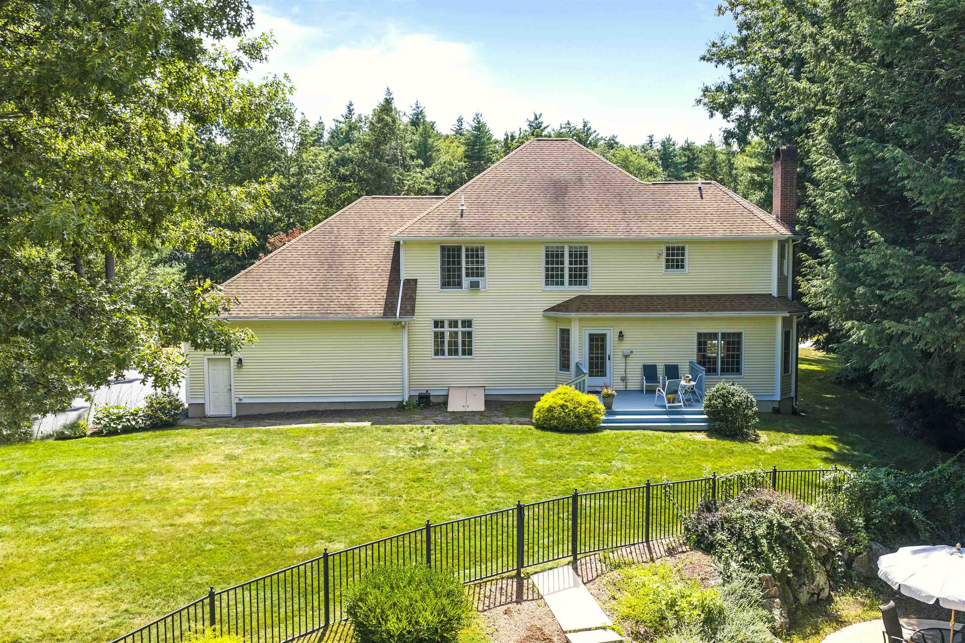 4 Monticello Drive