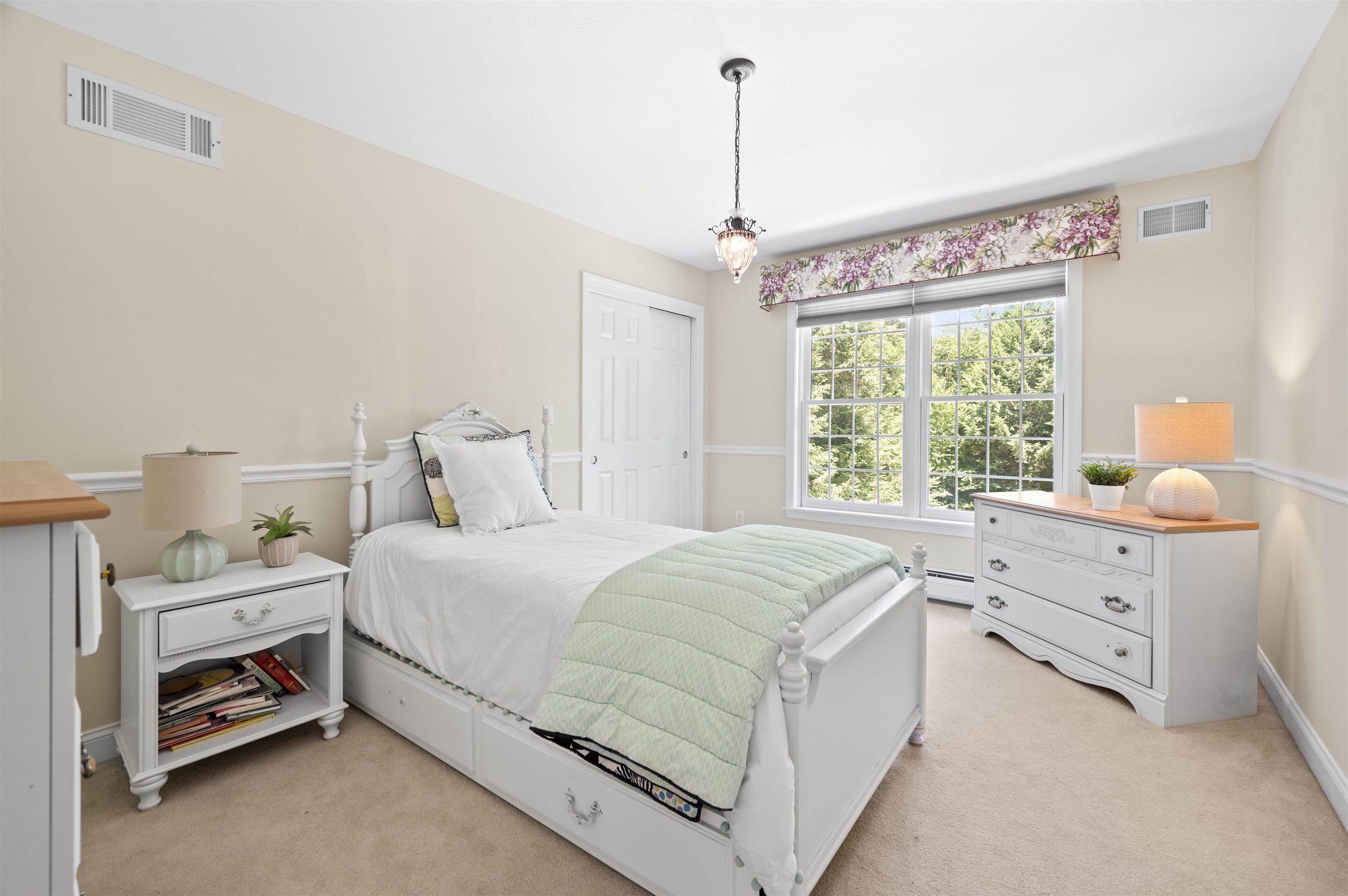 4 Monticello Drive