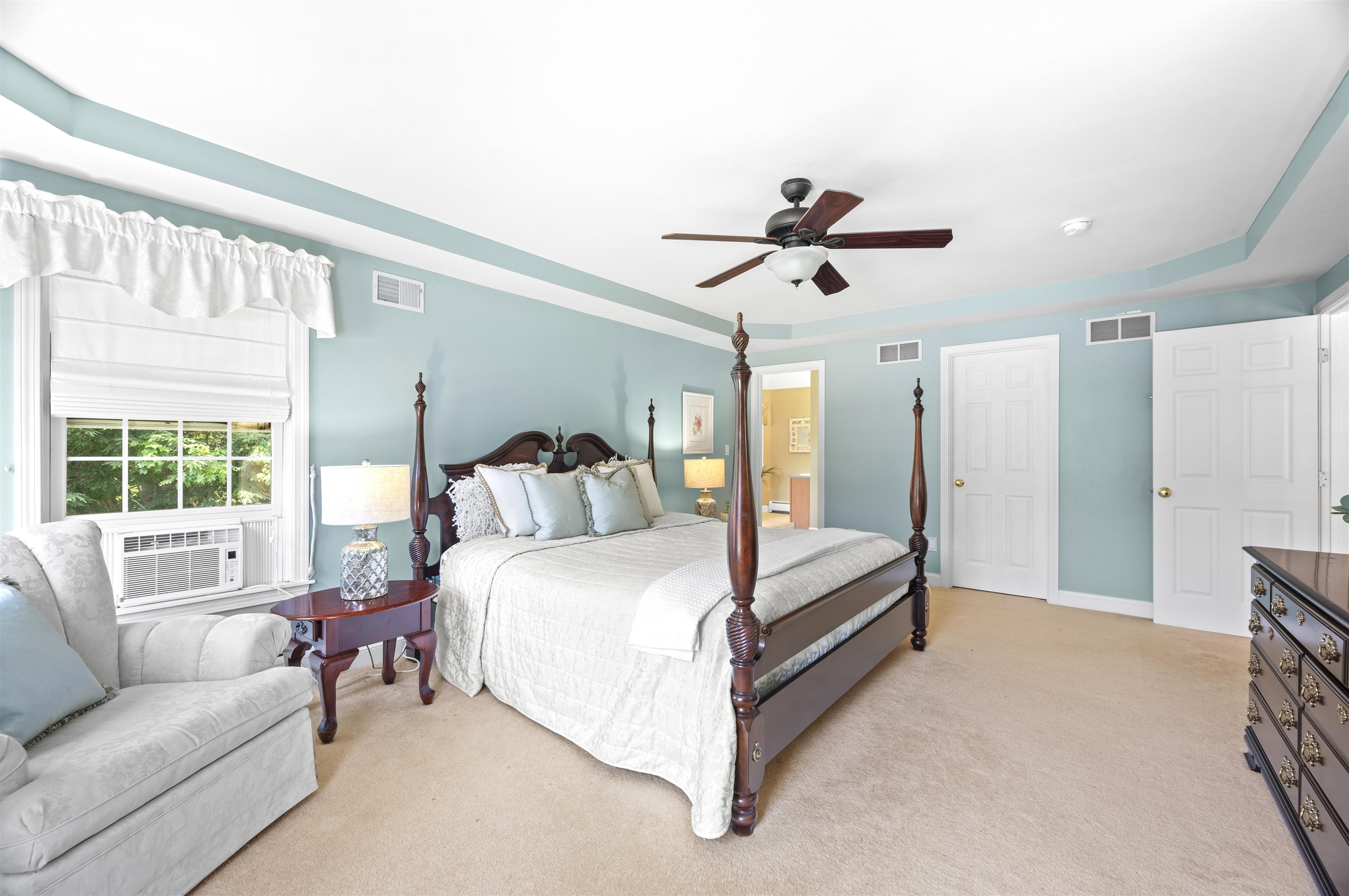 4 Monticello Drive