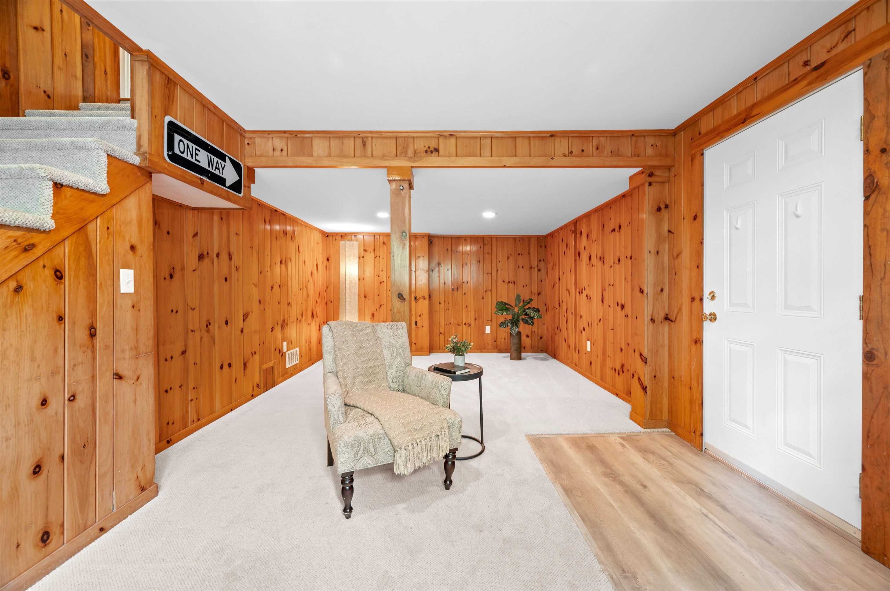 16 Hillside Drive