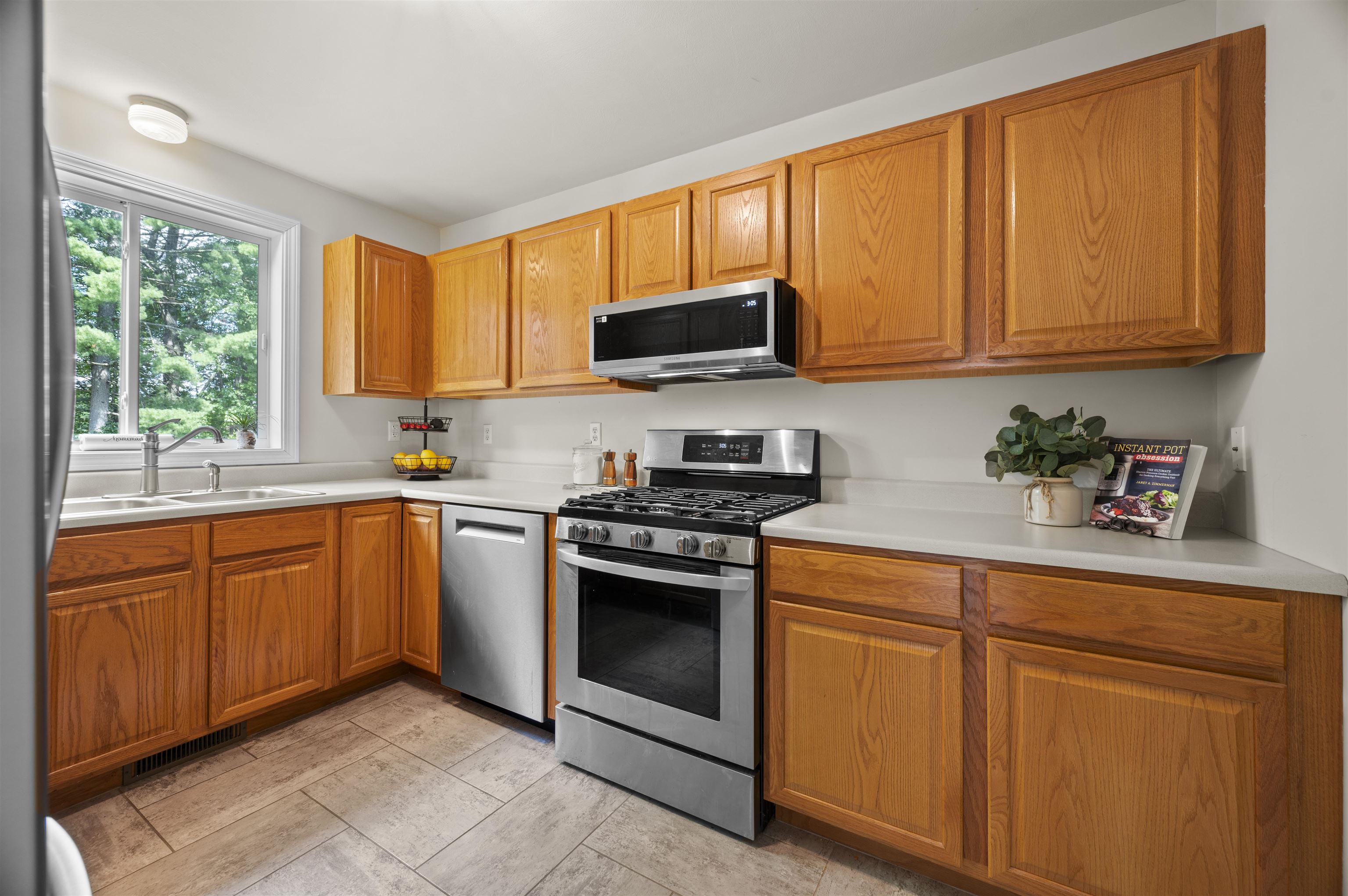 14 Veterans Road Unit: 32