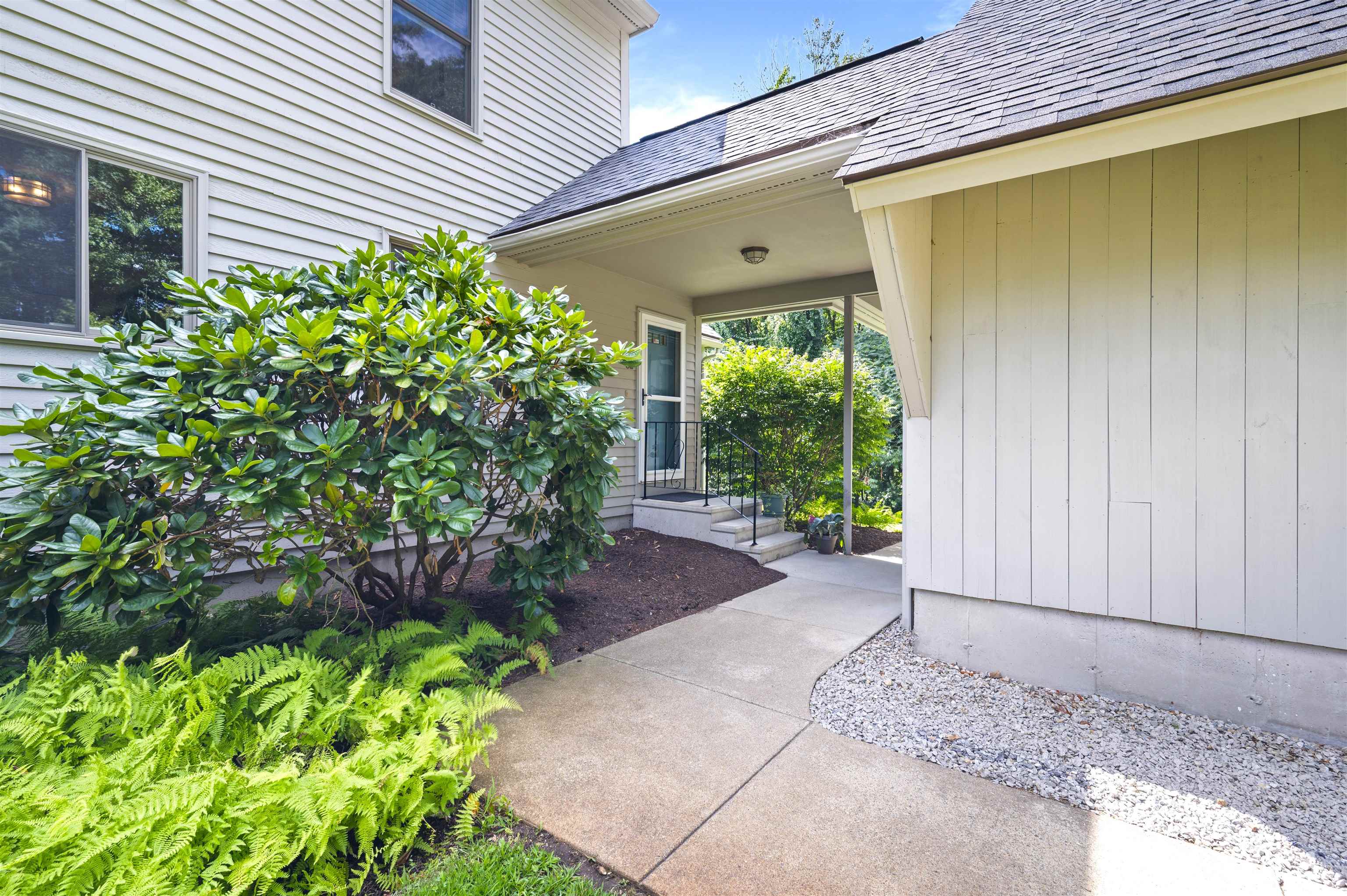 14 Veterans Road Unit: 32