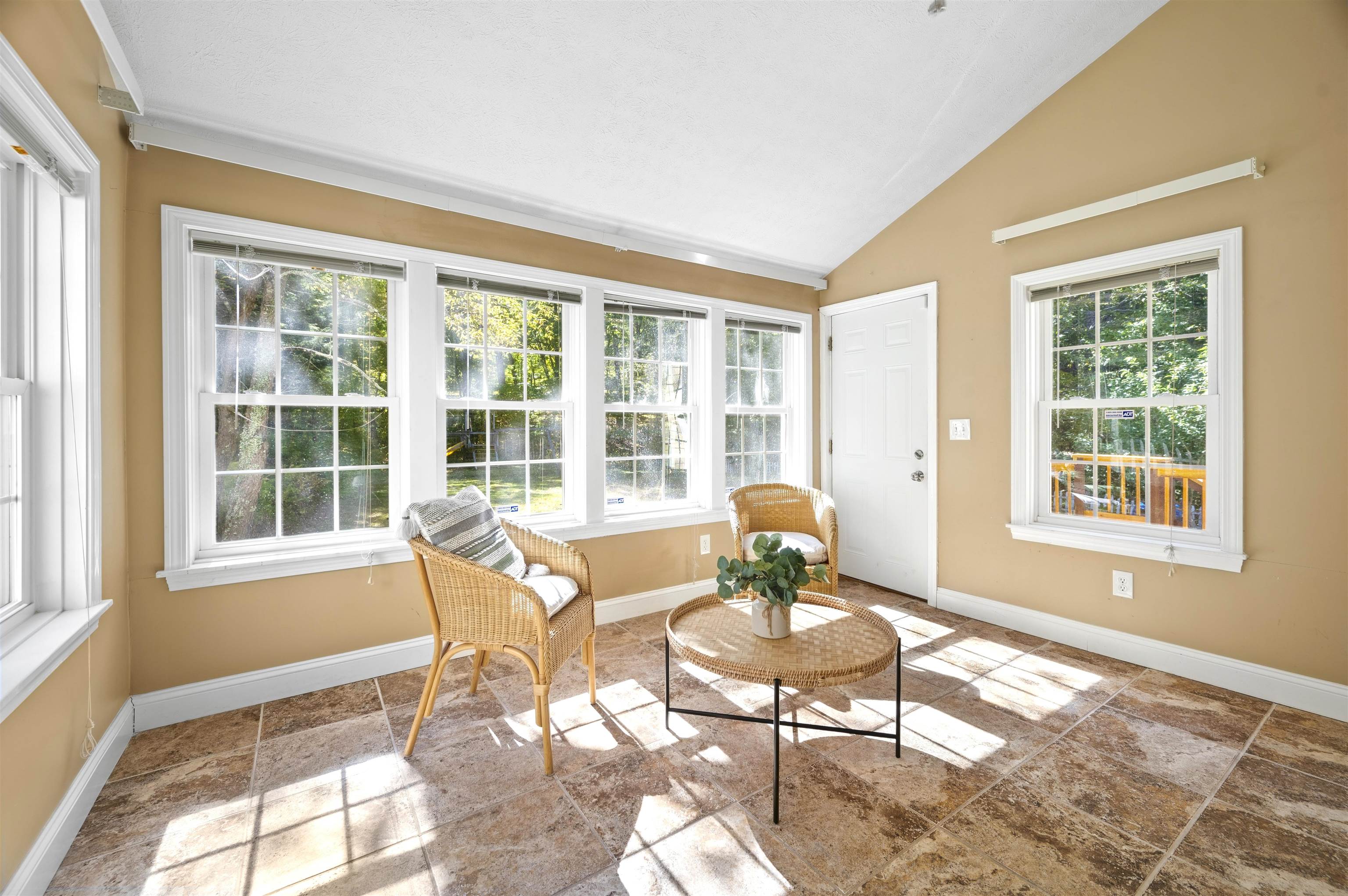 23 Williamsburg Drive