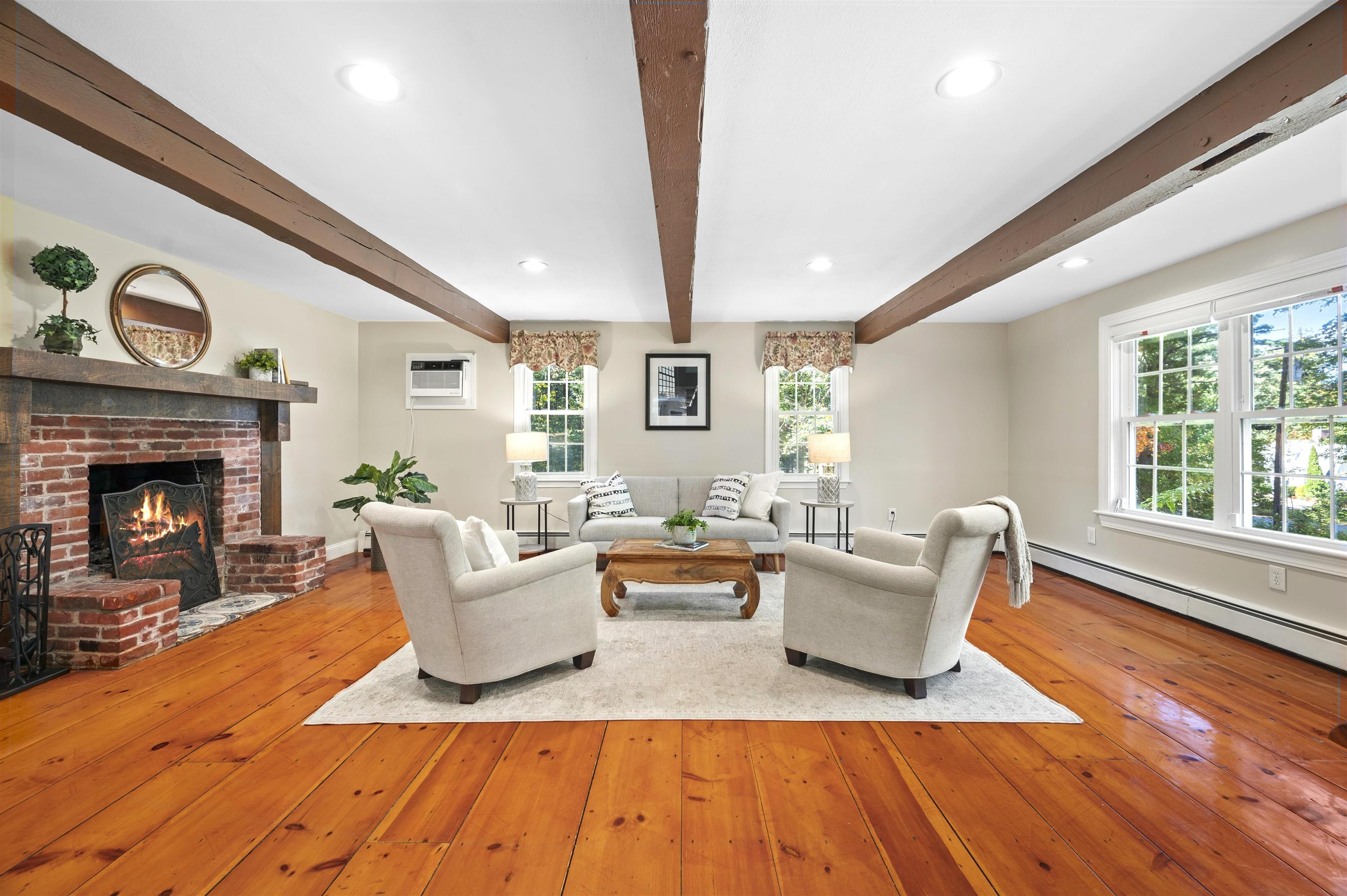 23 Williamsburg Drive
