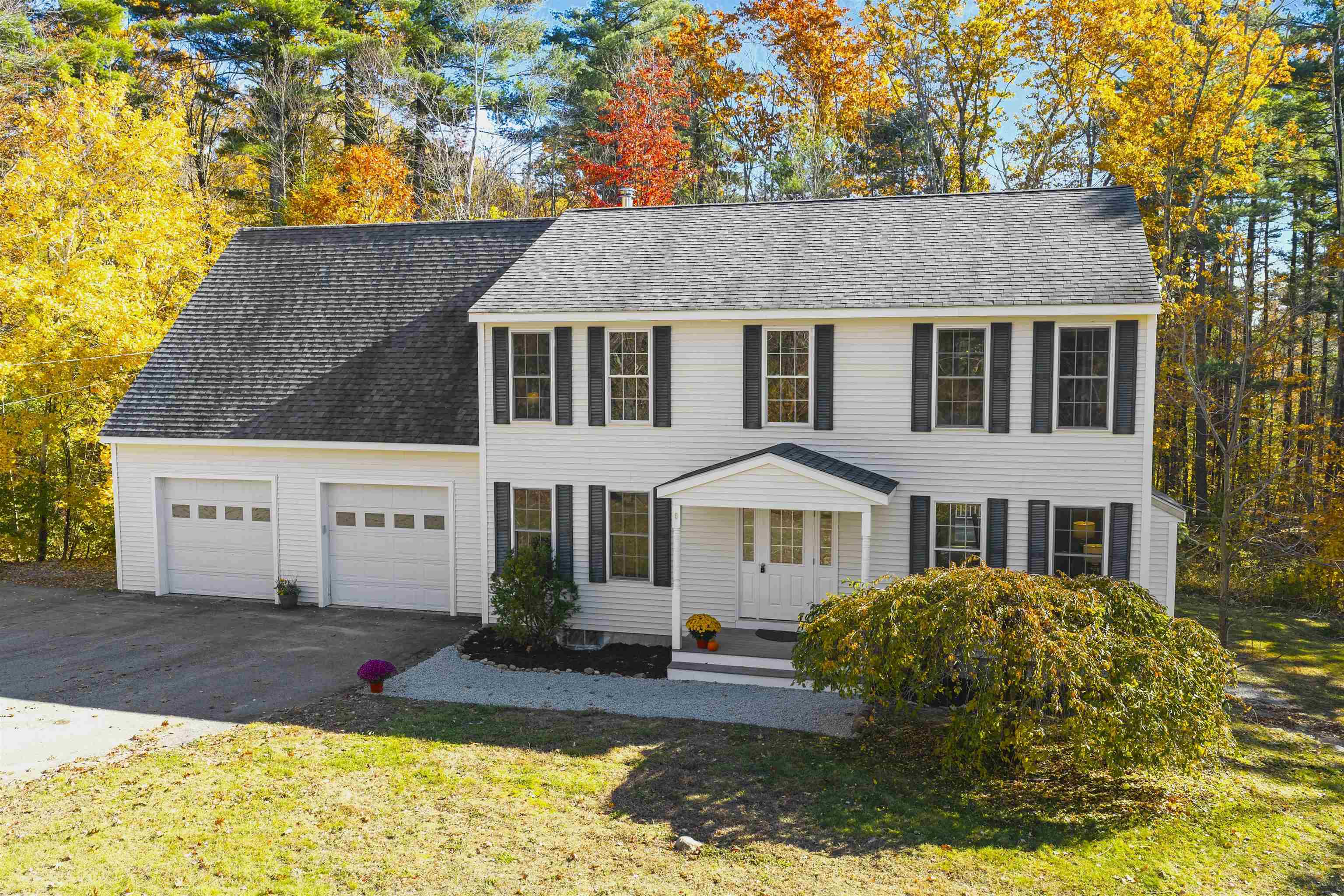 9 Grand Hill Road