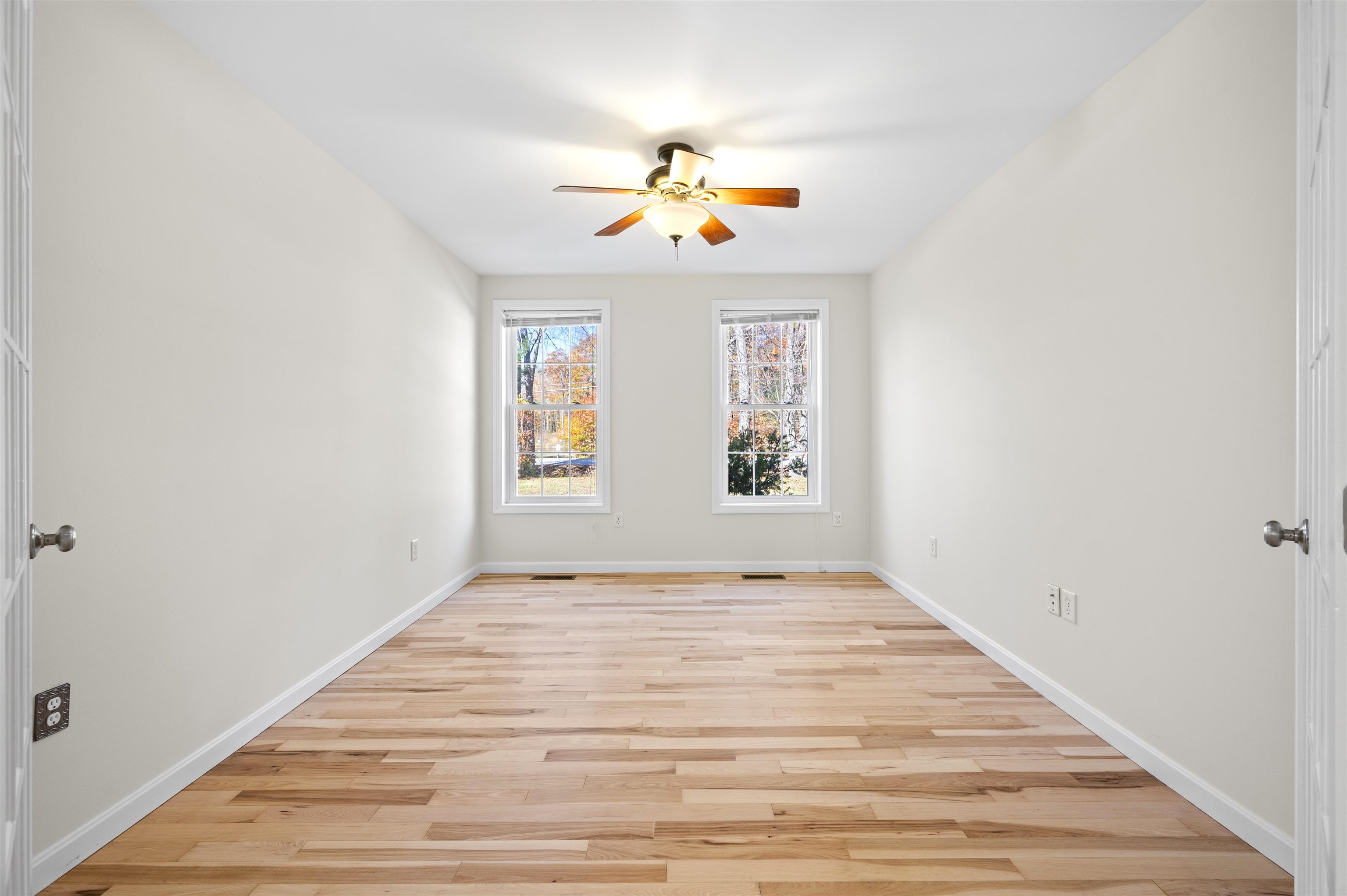 9 Grand Hill Road
