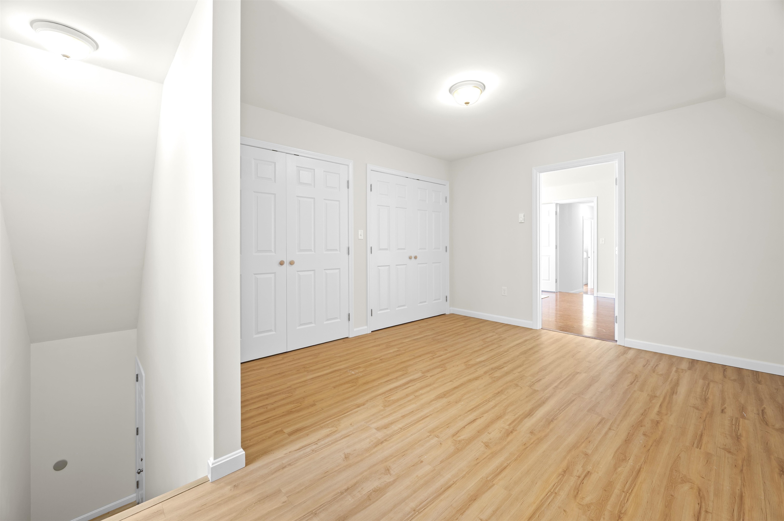 9 Grand Hill Road
