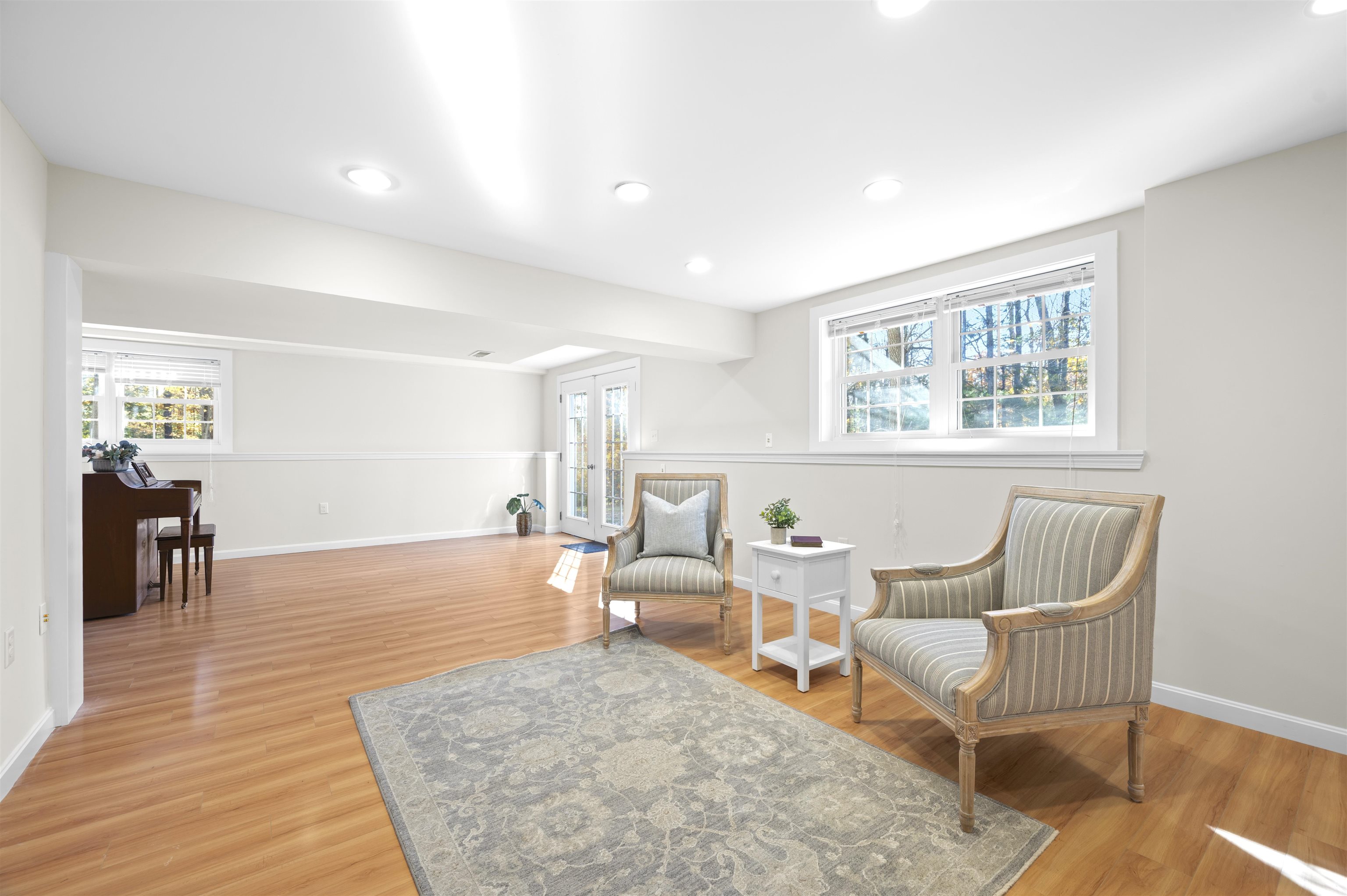 9 Grand Hill Road