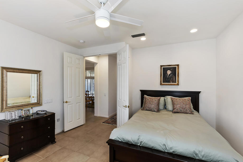 37754 Festival Drive