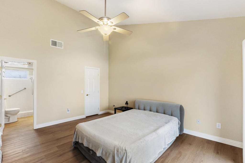 40576 Pebble Beach Circle