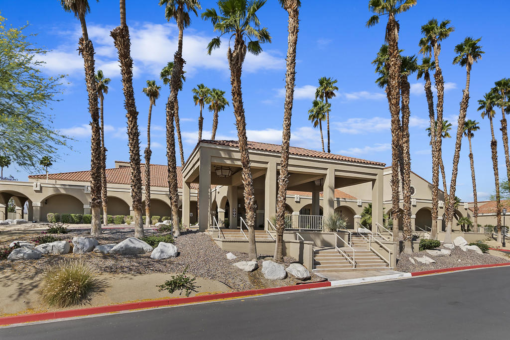 40576 Pebble Beach Circle