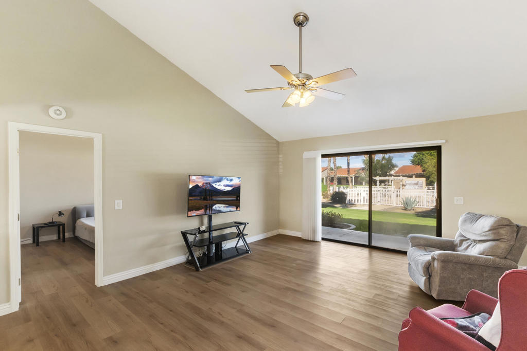 40576 Pebble Beach Circle