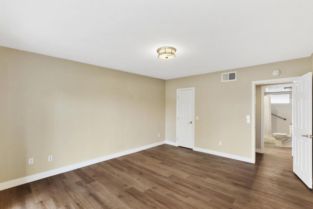 40576 Pebble Beach Circle