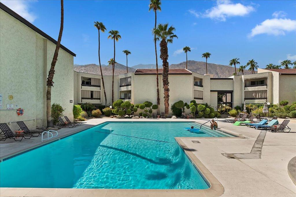 1510 S Camino Real 310a