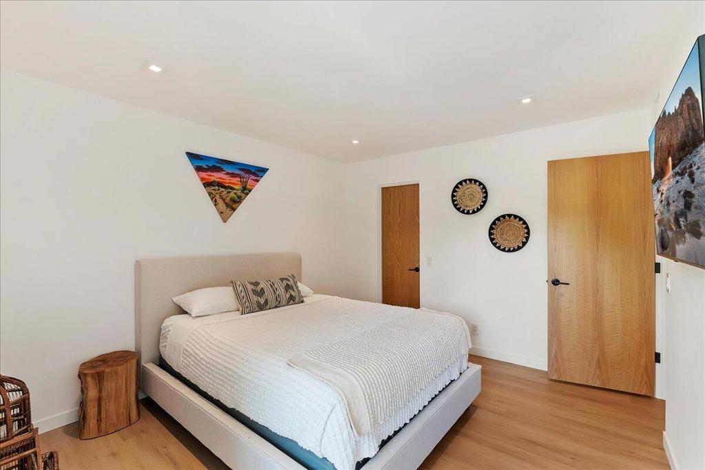 1510 S Camino Real 310a