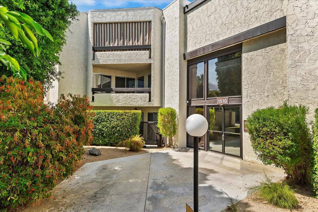 1510 S Camino Real 310a