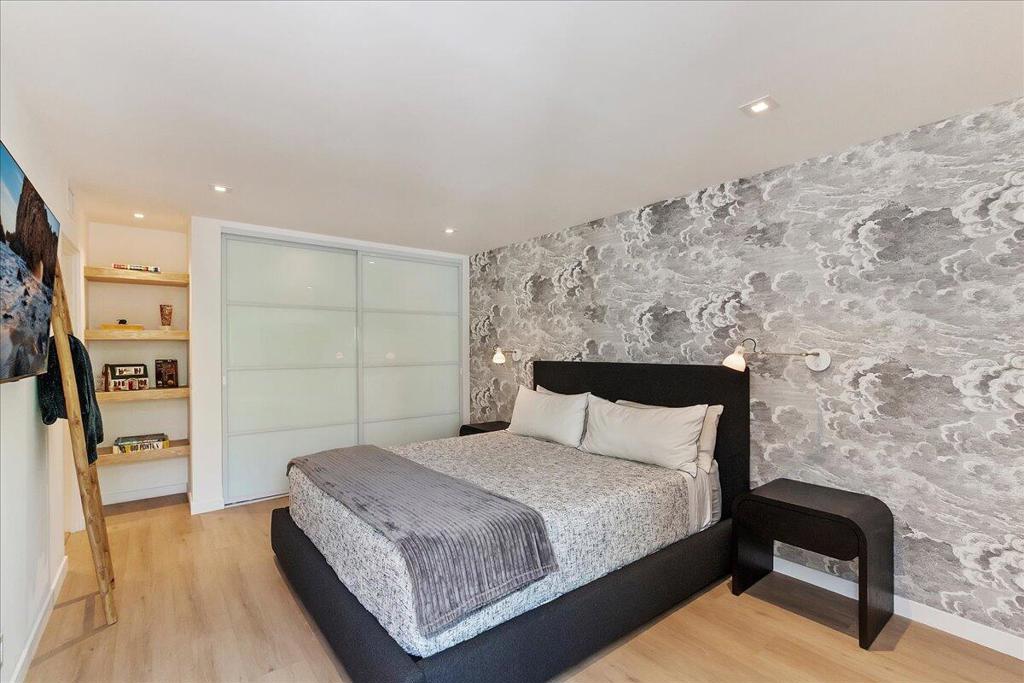 1510 S Camino Real 310a