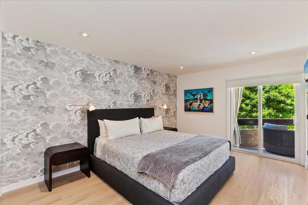 1510 S Camino Real 310a