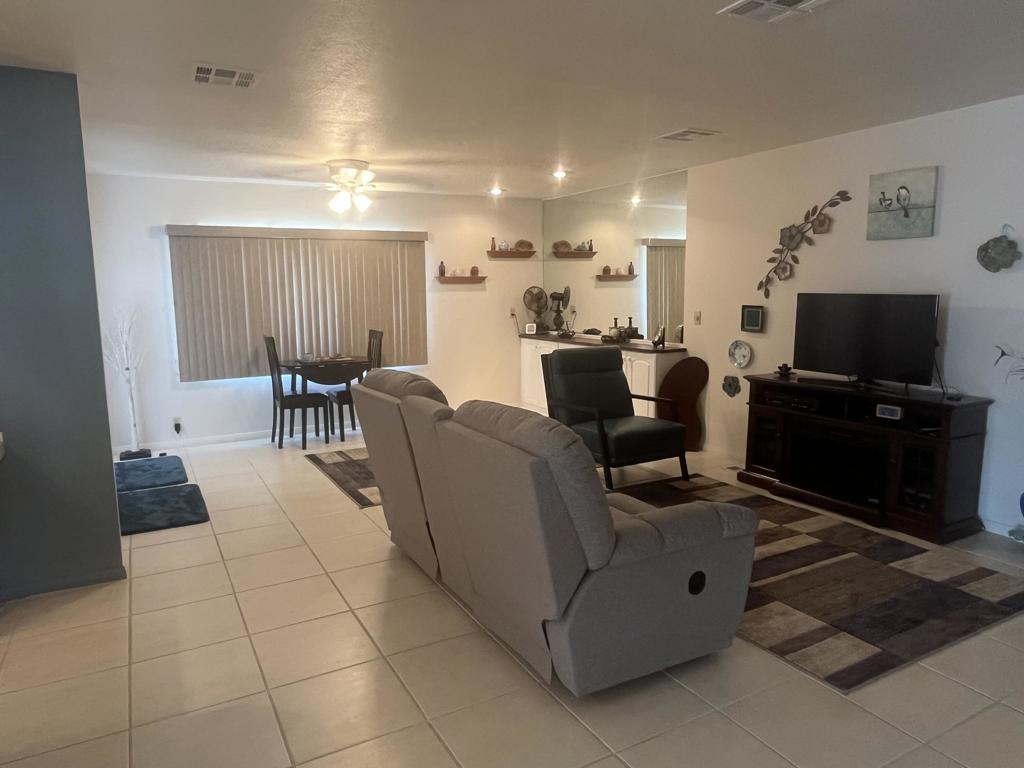 38680 Desert Greens Drive W