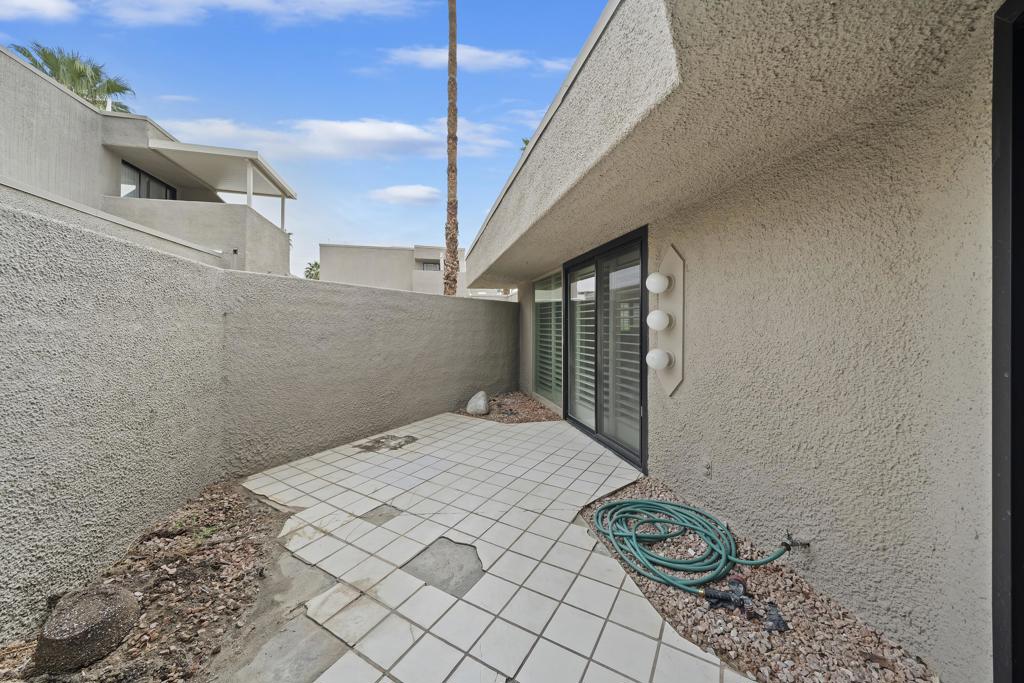 71861 Eleanora Lane