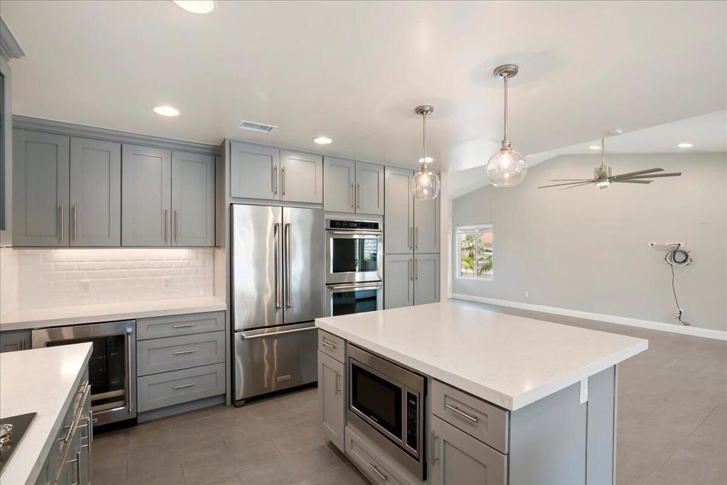 75307 La Cresta Drive