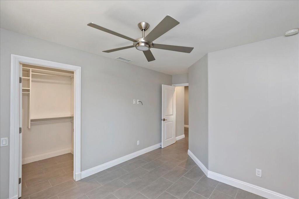 75307 La Cresta Drive