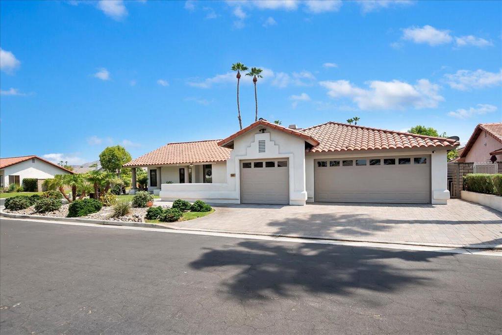 75307 La Cresta Drive