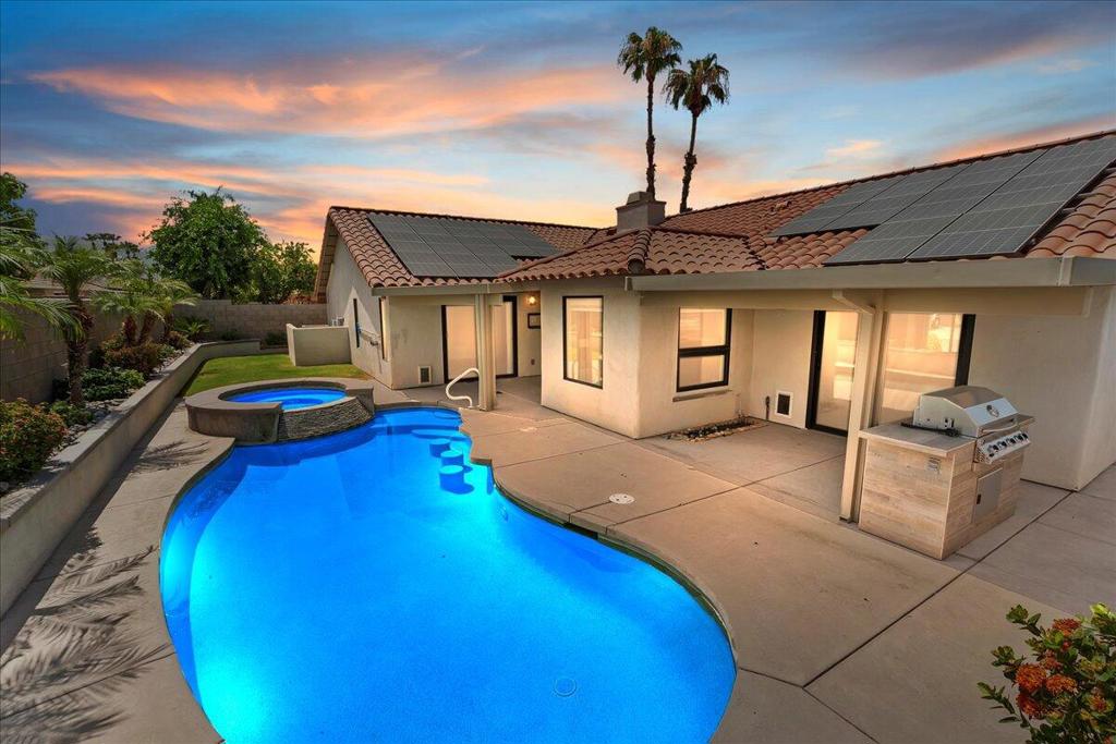 75307 La Cresta Drive