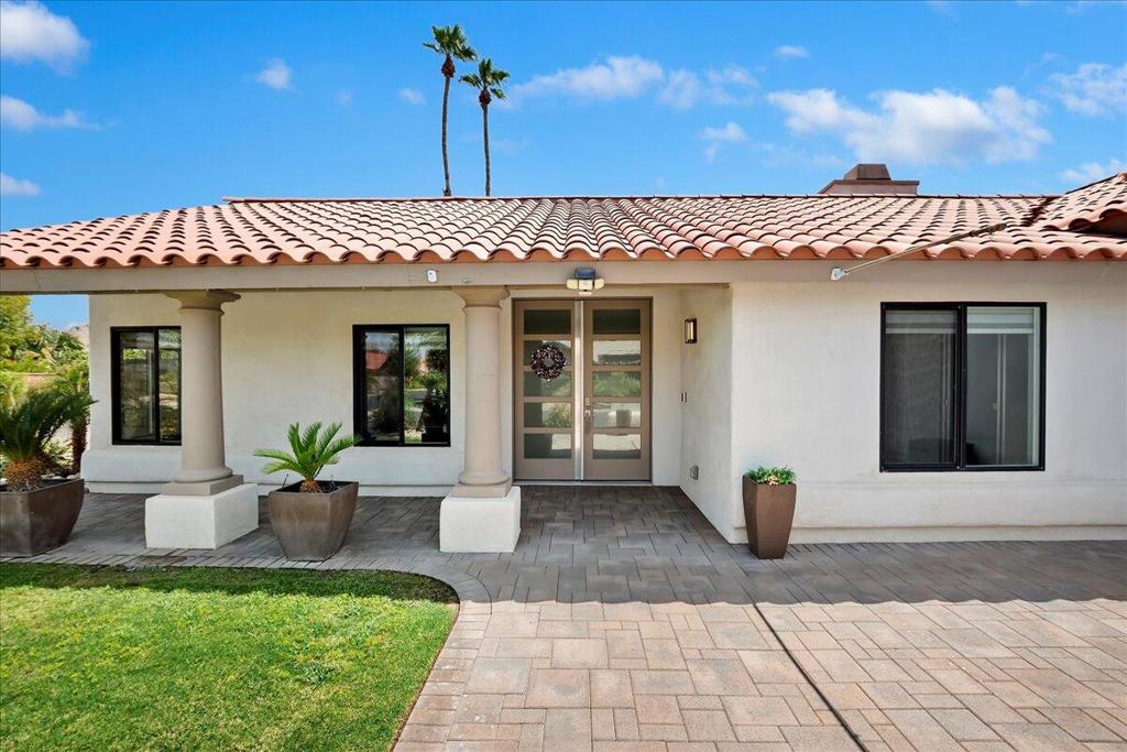 75307 La Cresta Drive