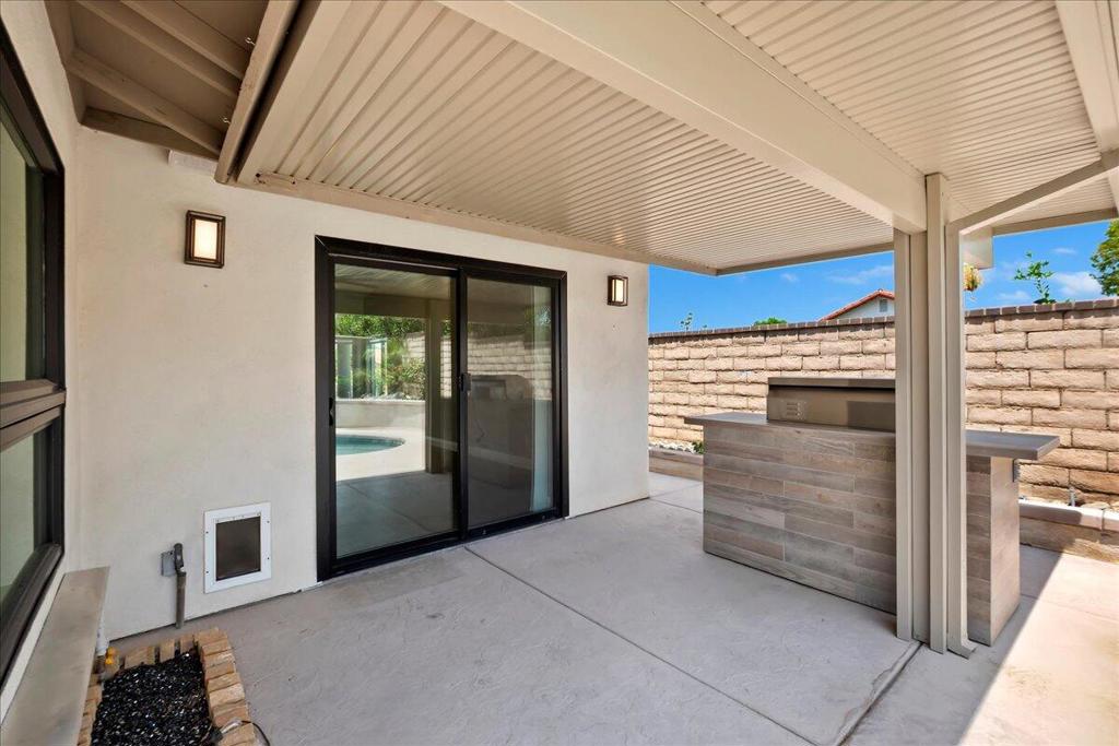 75307 La Cresta Drive