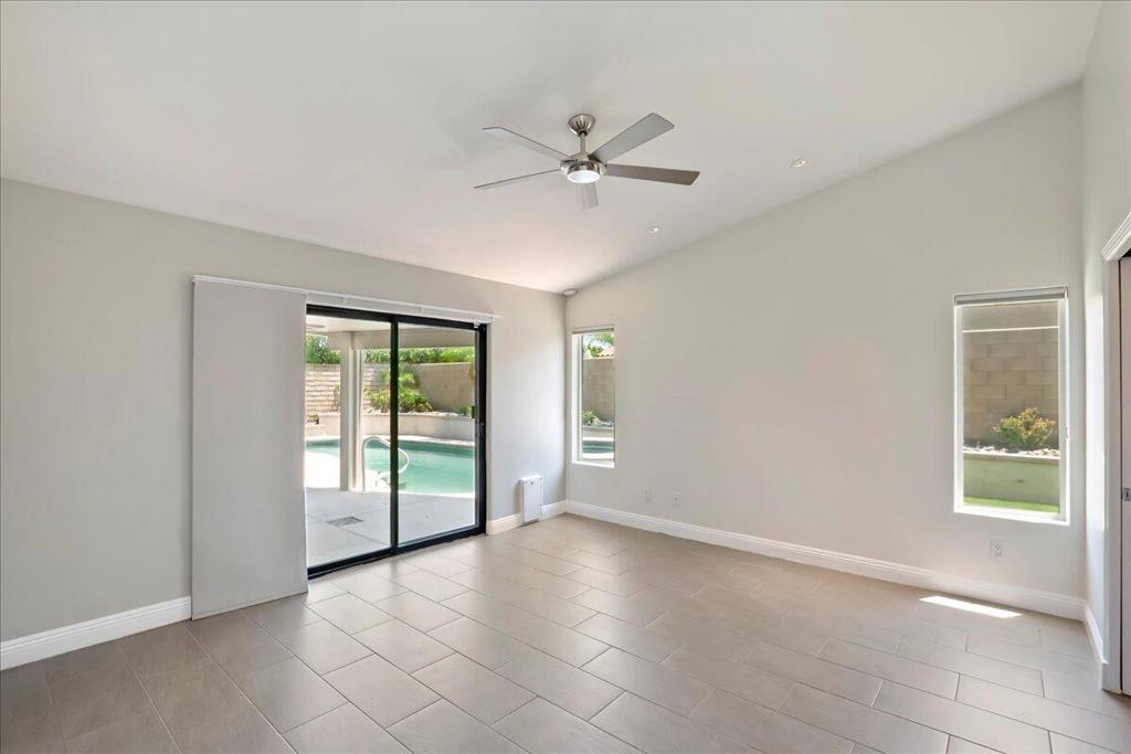 75307 La Cresta Drive