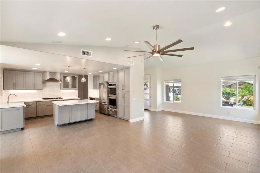 75307 La Cresta Drive