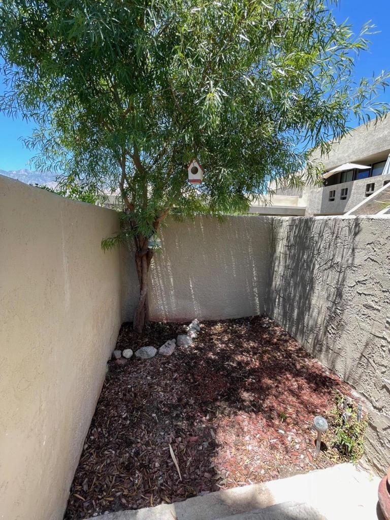 450 Bradshaw Lane W 36