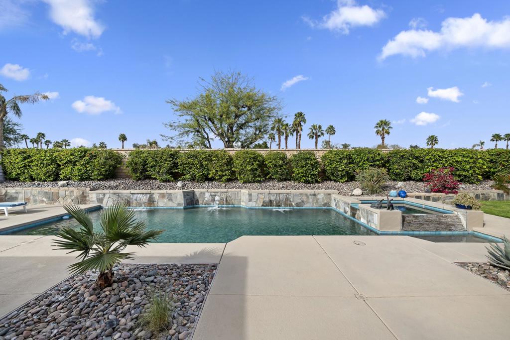50 Toscana Way E
