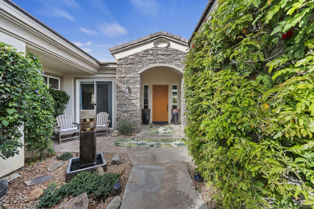 50 Toscana Way E