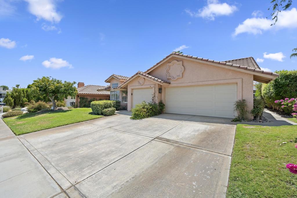 77469 Evening Star Circle