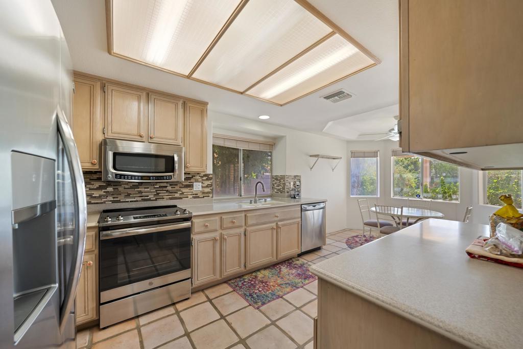 77469 Evening Star Circle