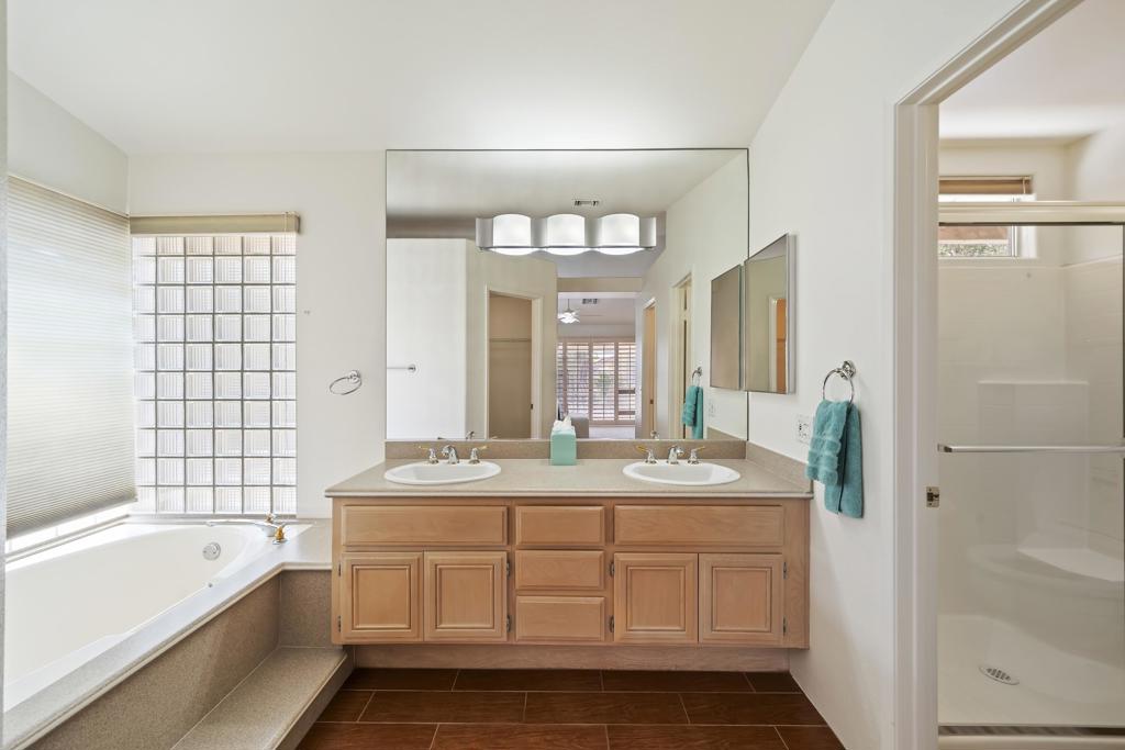 77469 Evening Star Circle