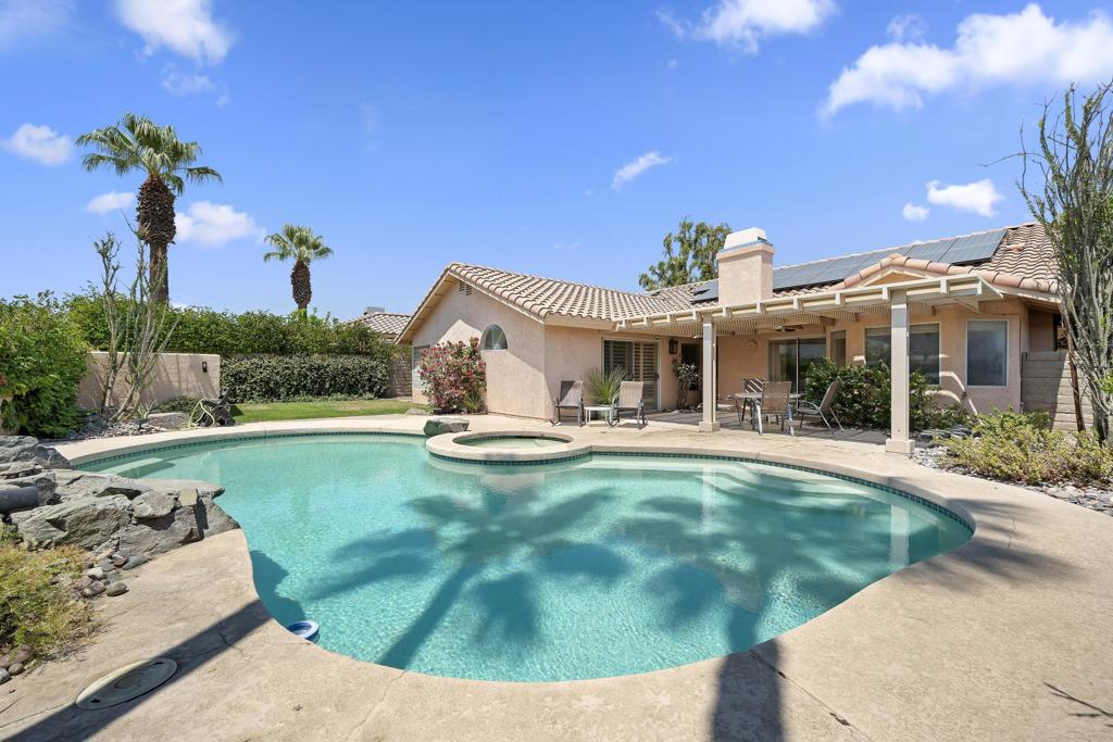 77469 Evening Star Circle