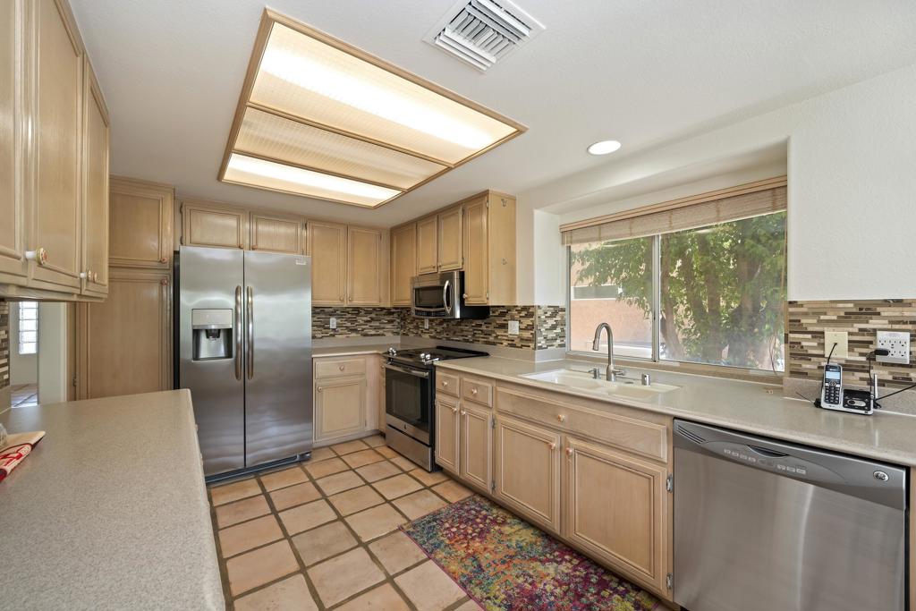 77469 Evening Star Circle