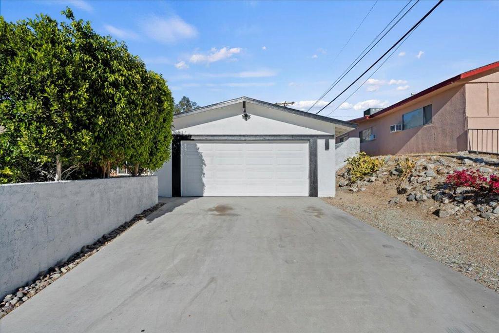 12720 Catalpa Avenue