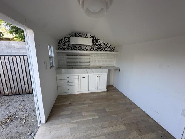 52801 Avenida Alvarado