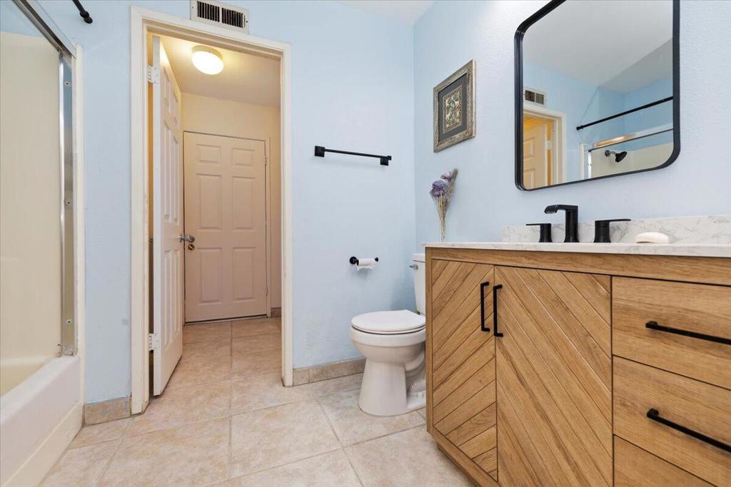 43651 Virginia Avenue