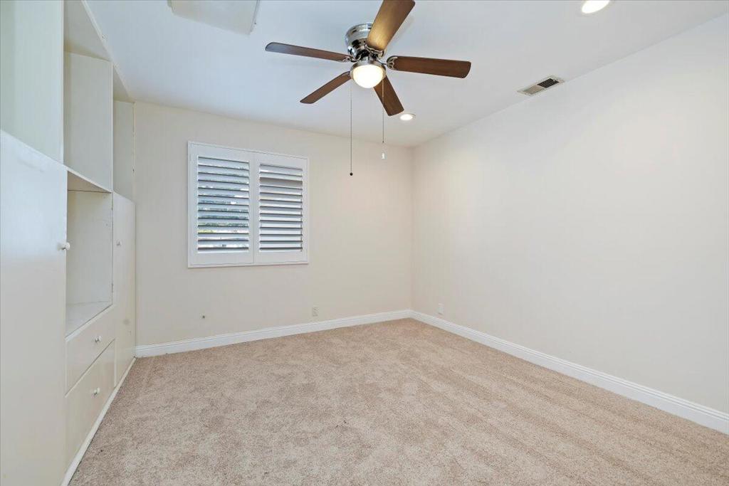 43651 Virginia Avenue