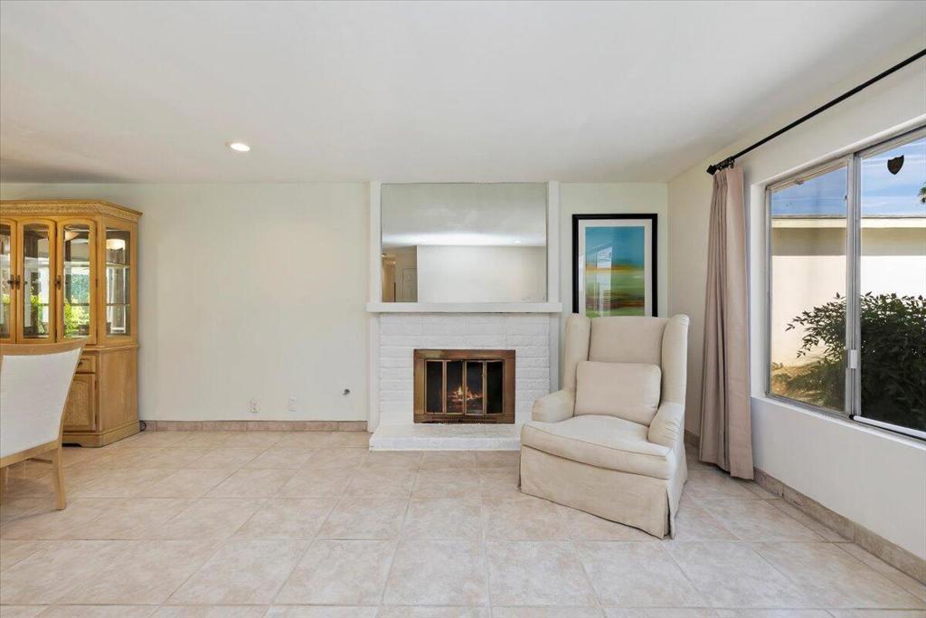 43651 Virginia Avenue