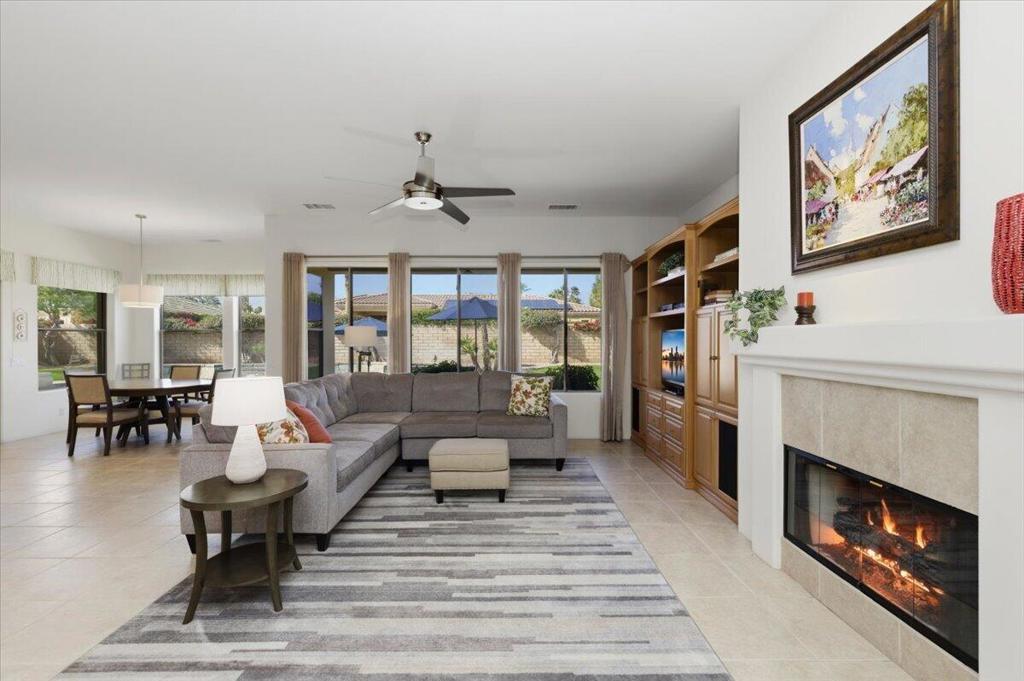 110 Calle Los Hibiscos