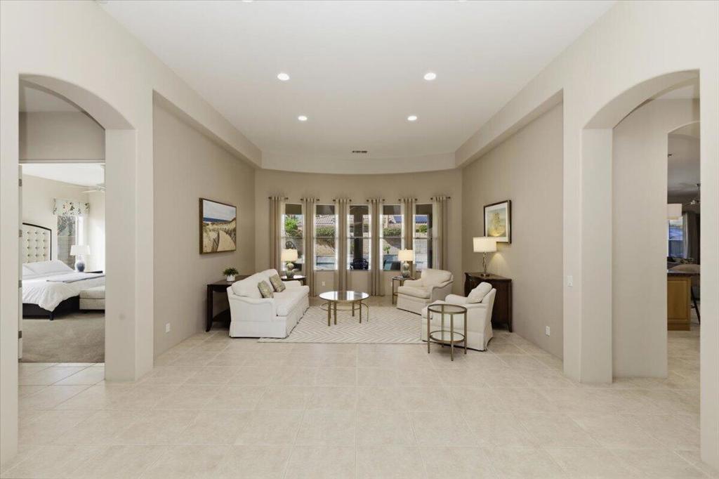 110 Calle Los Hibiscos