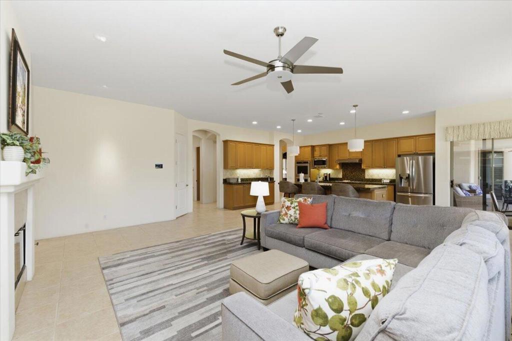 110 Calle Los Hibiscos