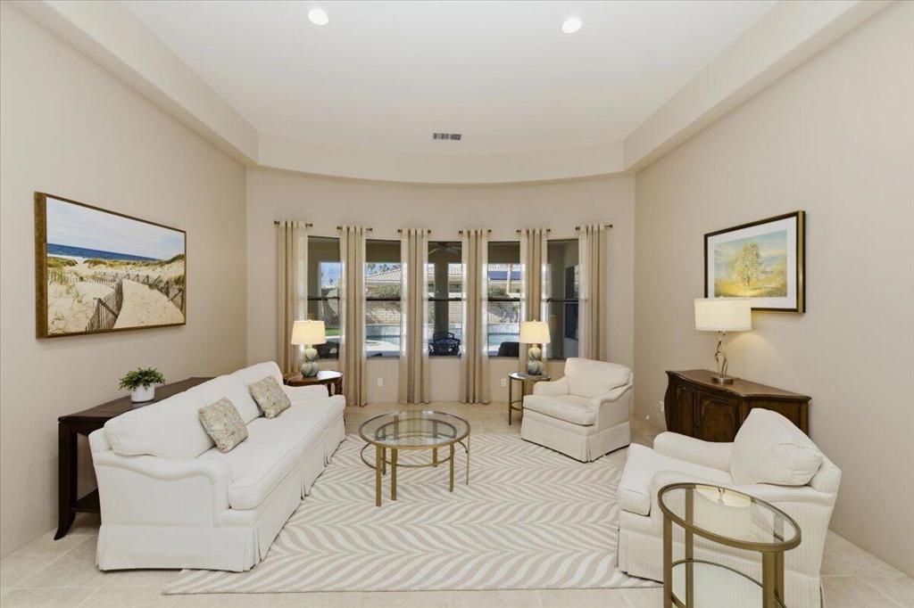 110 Calle Los Hibiscos