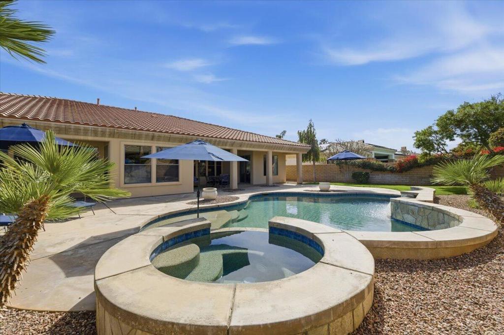 110 Calle Los Hibiscos